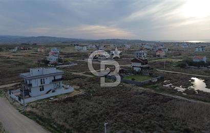 ÇANAKKALE LAPSEKİ UMURBEY ALTINDA DENİZE ÇOK YAKIN – EŞSİZ BOĞAZ VE DENİZ MANZARALI SATILIK ARAZİ