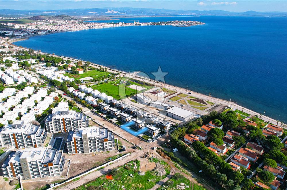 RAMSA PORT ÇANDARLIDA DENİZ MANZARALI SATILIK 3+1 VİLLA