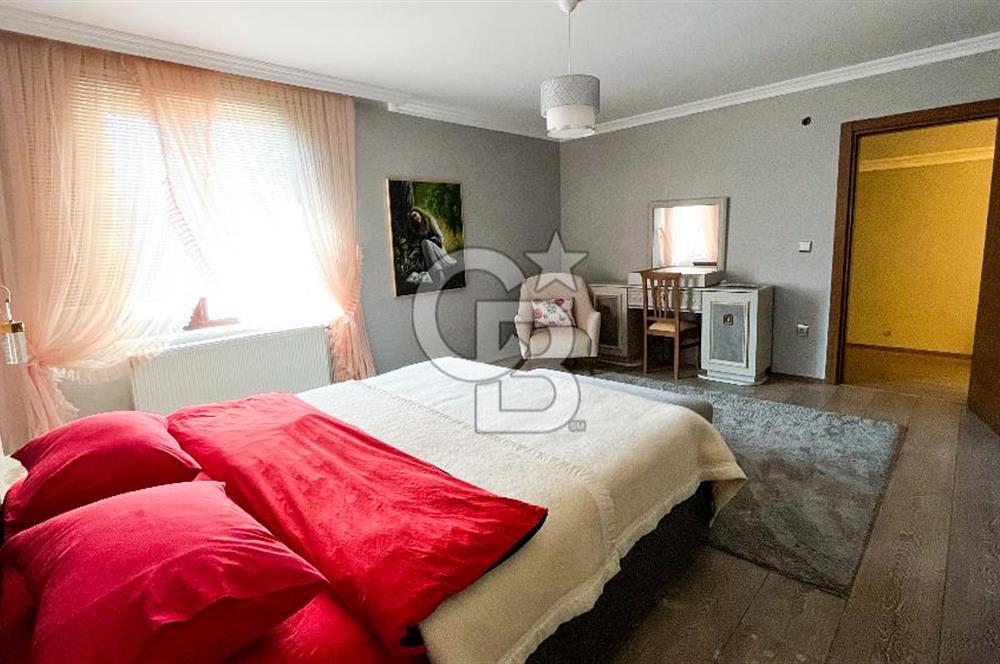 İhsaniye Tuna Caddesi Satılık 5+1 Dubleks Daire