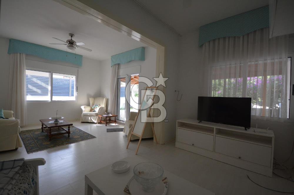 Çeşme Ilıca Şantiye Evlerinde Satılık Bahçe Katı 2+1