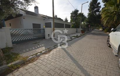 Çeşme Ilıca Şantiye Evlerinde Satılık Bahçe Katı 2+1