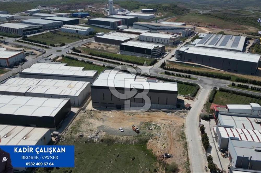 8.000m2 KİRALIK FABRİKA ZEMİN KAT h:14metre BODRUM KATh:8 metre