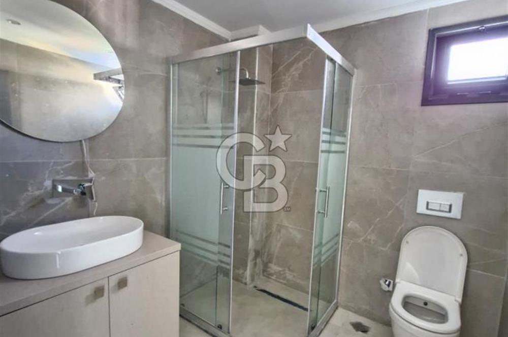 ÇEŞME BOYALIK'TA AKILLI EV SİSTEMLİ MÜSTAKİL HAVUZLU 7+1 VİLLA