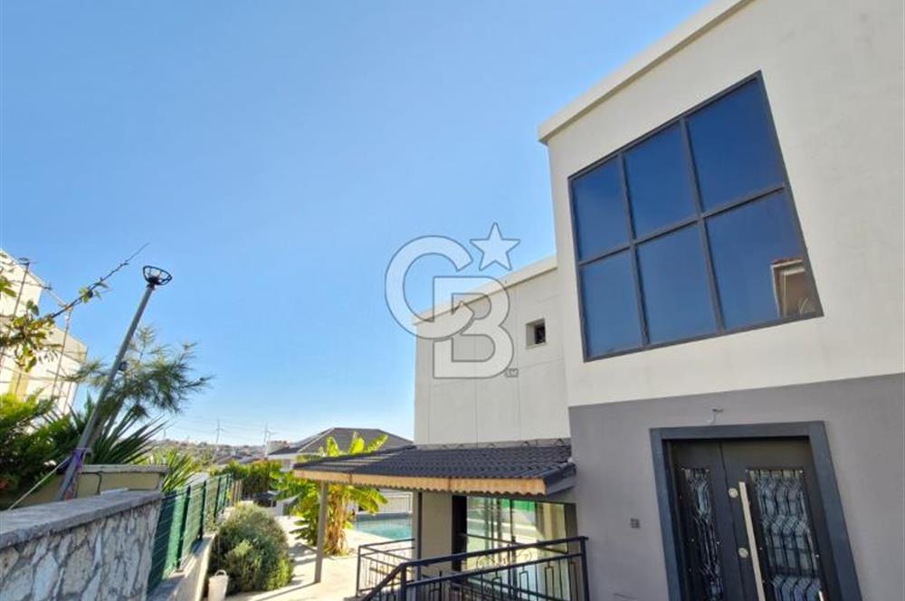 ÇEŞME BOYALIK'TA AKILLI EV SİSTEMLİ MÜSTAKİL HAVUZLU 7+1 VİLLA