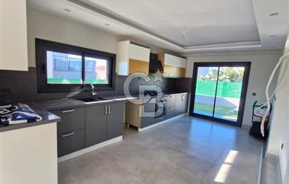 ÇEŞME BOYALIK'TA AKILLI EV SİSTEMLİ MÜSTAKİL HAVUZLU 7+1 VİLLA