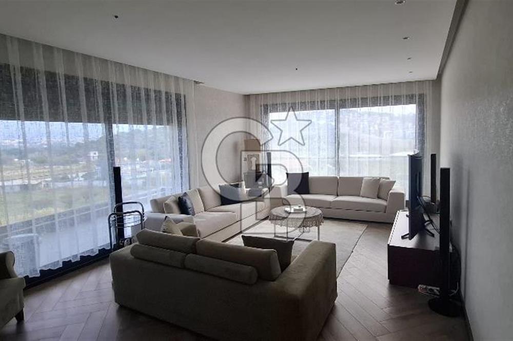 GÜZELBAHÇE'NİN EN PRESTİJLİ SİTESİNDE 4+1 SATILIK DAİRE