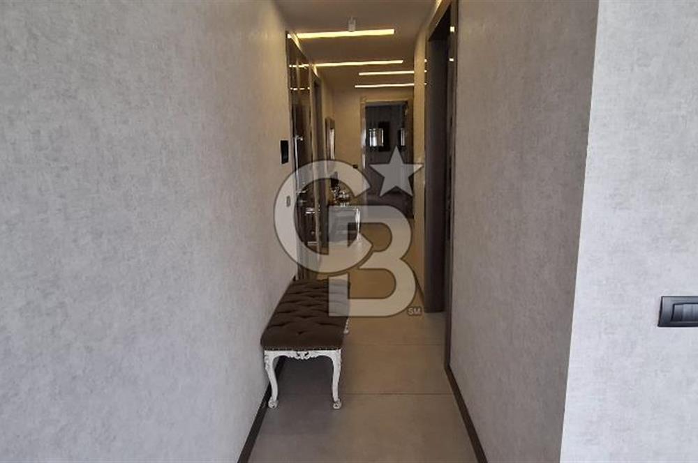 GÜZELBAHÇE'NİN EN PRESTİJLİ SİTESİNDE 4+1 SATILIK DAİRE