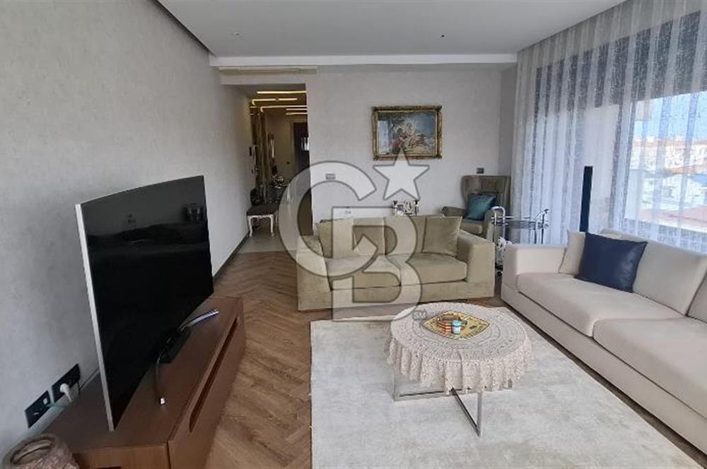 GÜZELBAHÇE'NİN EN PRESTİJLİ SİTESİNDE 4+1 SATILIK DAİRE