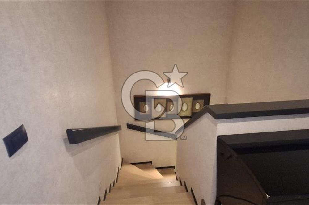 GÜZELBAHÇE'NİN EN PRESTİJLİ SİTESİNDE 4+1 SATILIK DAİRE