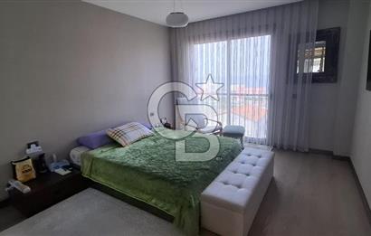 GÜZELBAHÇE'NİN EN PRESTİJLİ SİTESİNDE 4+1 SATILIK DAİRE