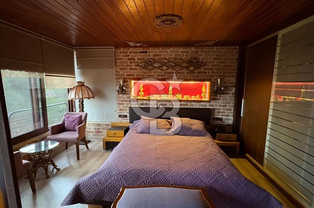 ÇANAKKALE YEŞİLYURT KÖYÜ SATILIK 17 ODALI 600 PARÇA MÜZELİ OTEL