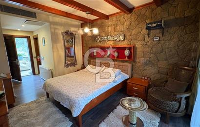 ÇANAKKALE YEŞİLYURT KÖYÜ SATILIK 17 ODALI 600 PARÇA MÜZELİ OTEL