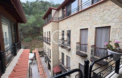 ÇANAKKALE YEŞİLYURT KÖYÜ SATILIK 17 ODALI 600 PARÇA MÜZELİ OTEL