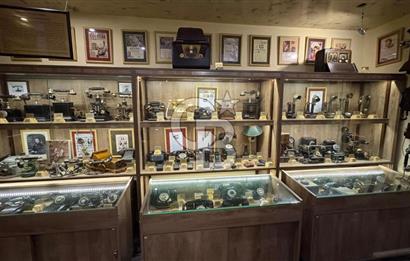 ÇANAKKALE YEŞİLYURT KÖYÜ SATILIK 17 ODALI 600 PARÇA MÜZELİ OTEL