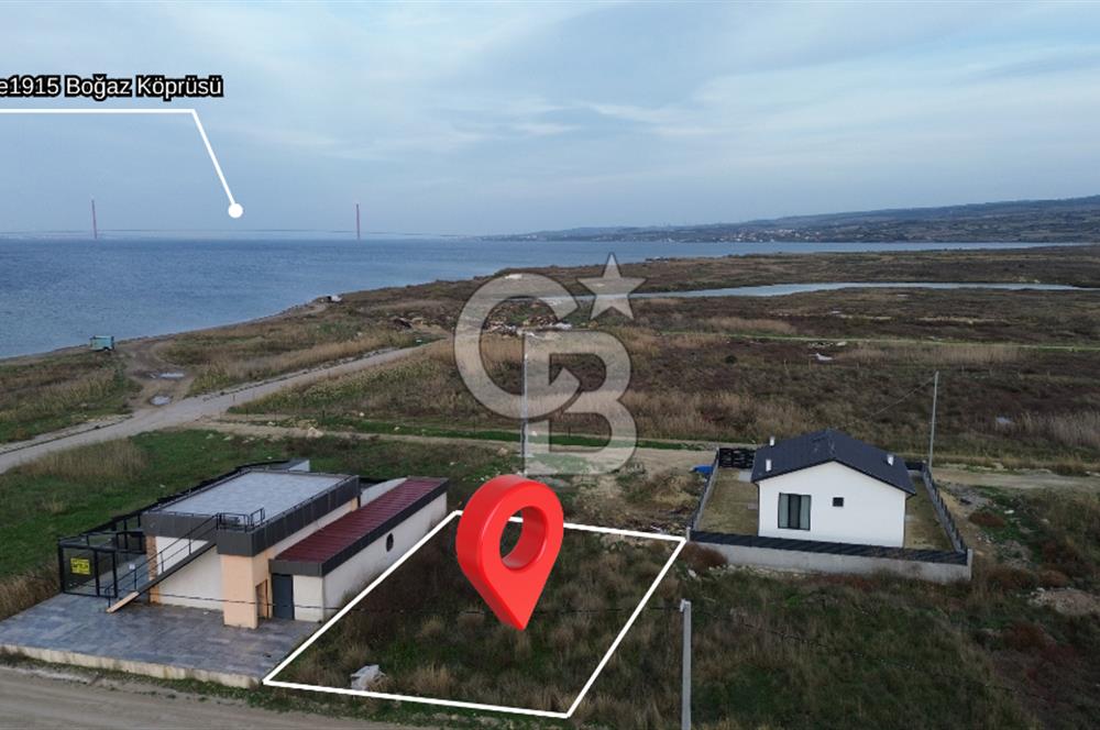 ÇANAKKALE LAPSEKİ UMURBEY ALTINDA DENİZE ÇOK YAKIN – EŞSİZ BOĞAZ VE DENİZ MANZARALI SATILIK ARAZİ