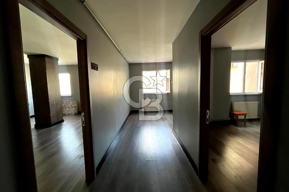 CB BLACK GAZCILAR CADDESİ ÜZERİNDE SATILIK 2+1 DAİRE 
