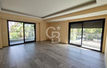 Bostanlı merkezde kiralık 2+1 daire