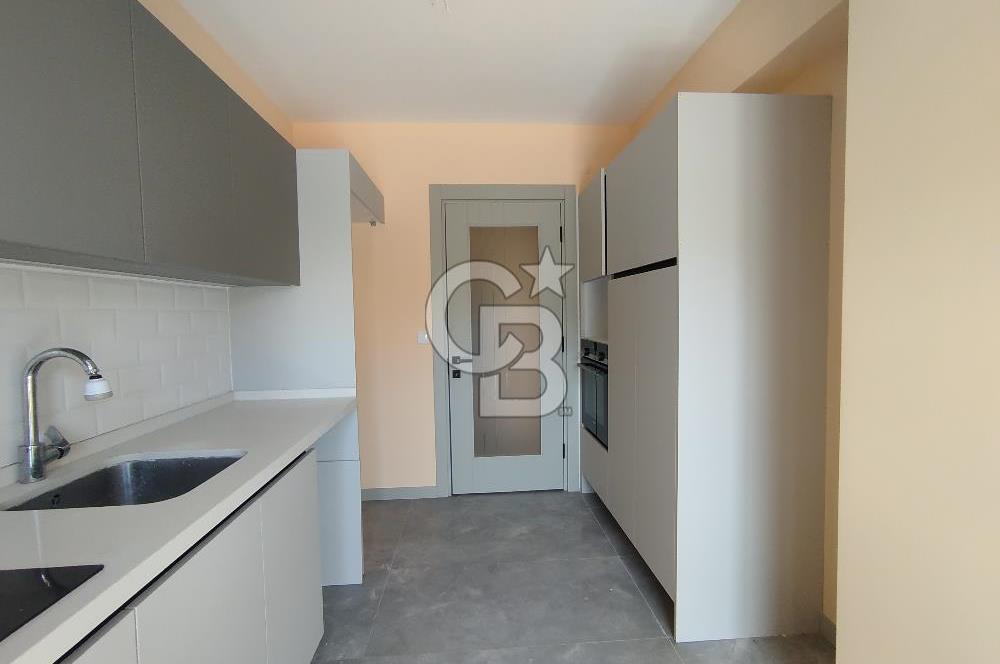 Bostanlı merkezde kiralık 2+1 daire