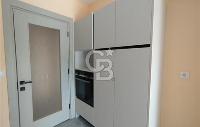 Bostanlı merkezde kiralık 2+1 daire