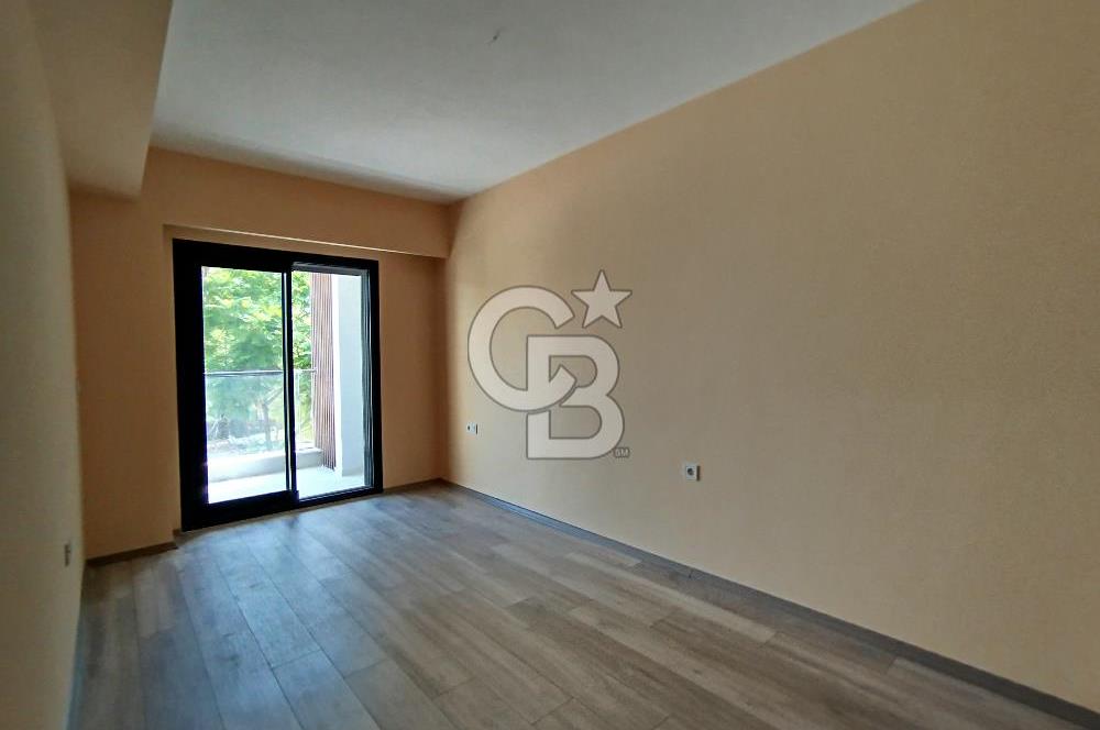 Bostanlı merkezde kiralık 2+1 daire