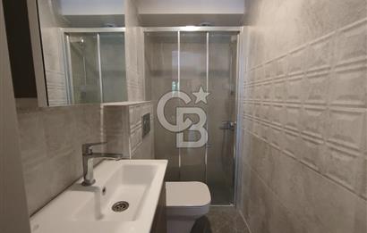 Bostanlı merkezde kiralık 2+1 daire