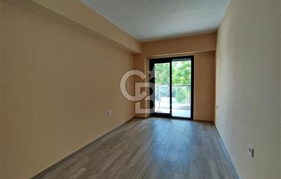 Bostanlı merkezde kiralık 2+1 daire