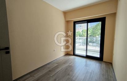 Bostanlı merkezde kiralık 2+1 daire