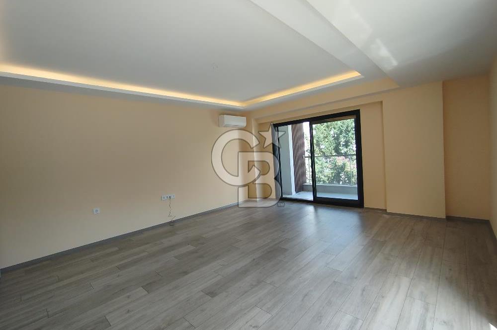 Bostanlı merkezde kiralık 2+1 daire