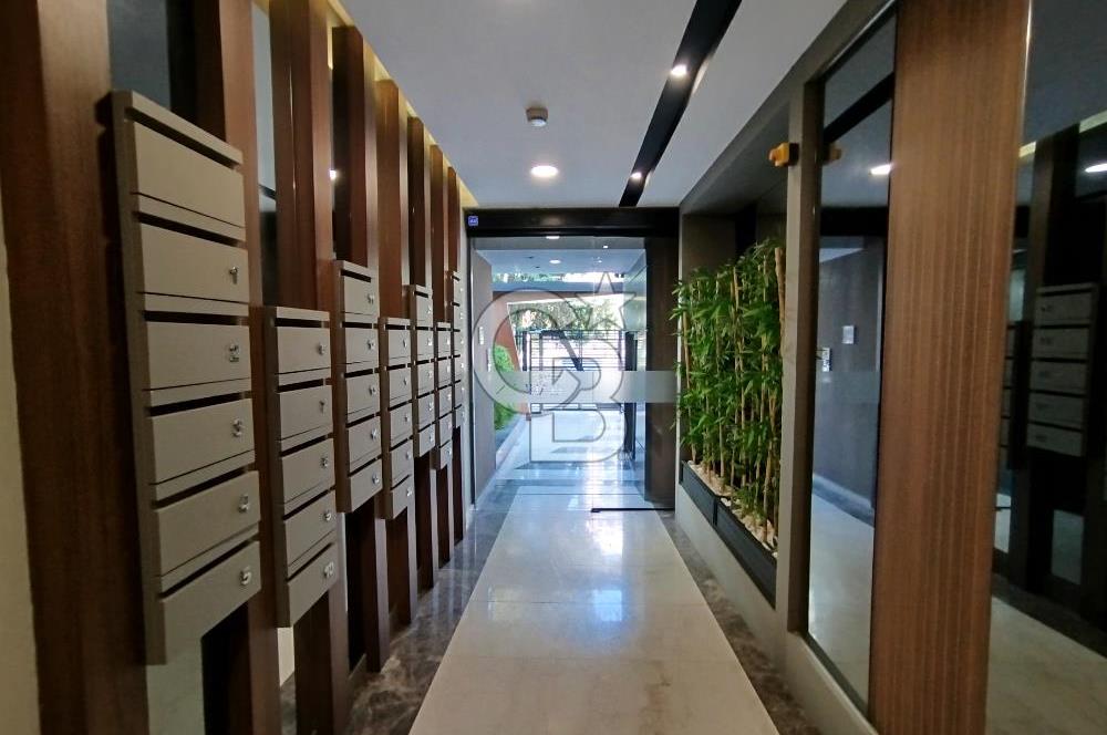 Bostanlı merkezde kiralık 2+1 daire