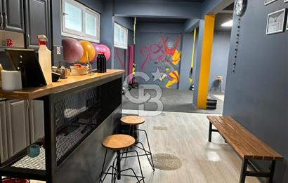 Gaziemir'de Satılık 150 m² Dükkan 