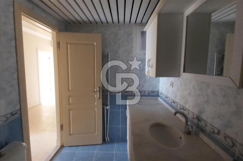 Gaziemir Gazi Mah.de Merkezi Lokasyonda 3+1-134 m² Satılık Daire
