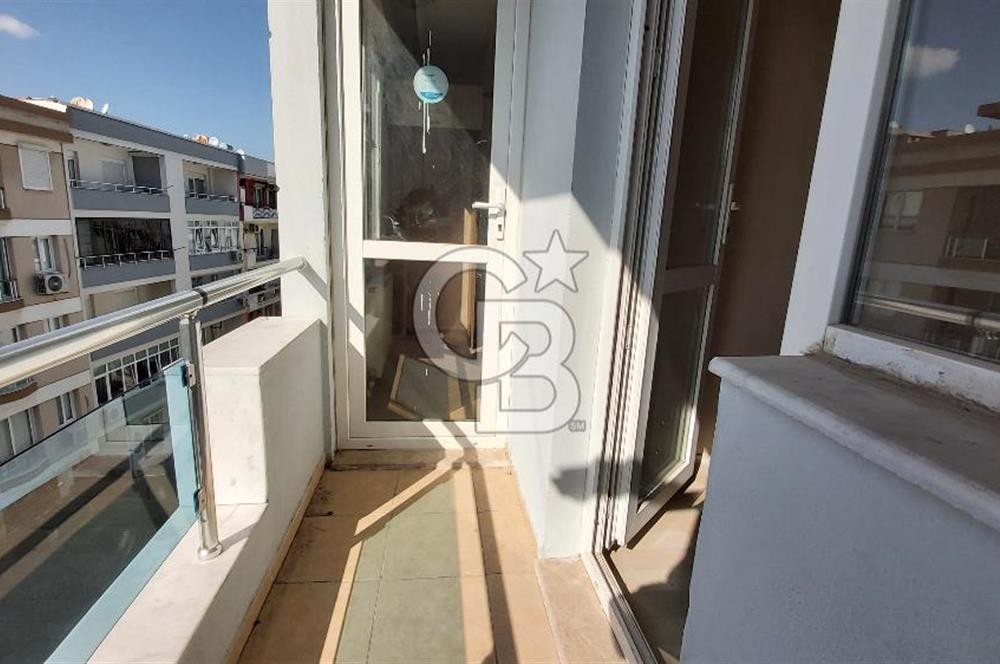 Gaziemir Gazi Mah.de Merkezi Lokasyonda 3+1-134 m² Satılık Daire