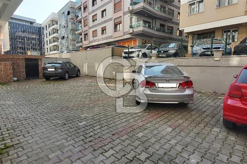 Gaziemir Gazi Mah.de Merkezi Lokasyonda 3+1-134 m² Satılık Daire