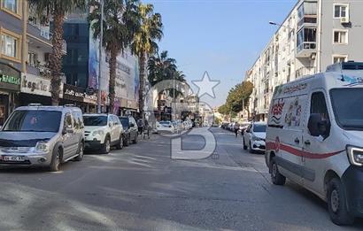 Gaziemir Gazi Mah.de Merkezi Lokasyonda 3+1-134 m² Satılık Daire