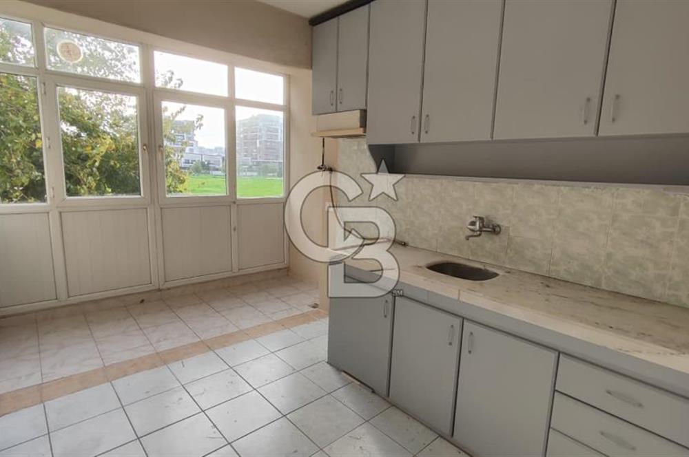 Çiğli Ataşehir'de Merkezi Lokasyonda 2+1 Kiralık Daire CB-PH