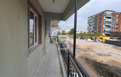 Çiğli Ataşehir'de Merkezi Lokasyonda 2+1 Kiralık Daire CB-PH