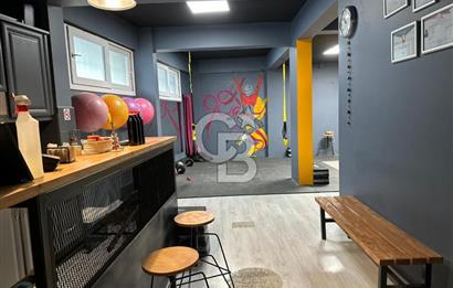 Gaziemir'de Satılık 150 m² Dükkan 