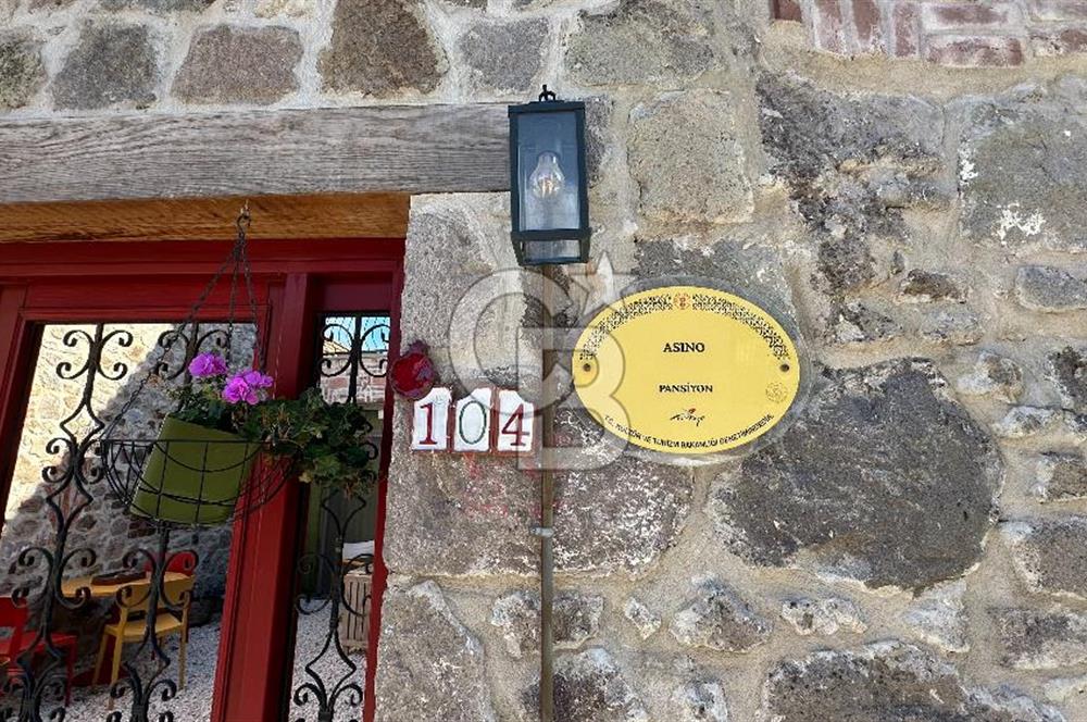 ÇANAKKALE AYVACIK SÖĞÜTLÜ KÖYÜ SATILIK TAŞ EV BUTİK OTEL