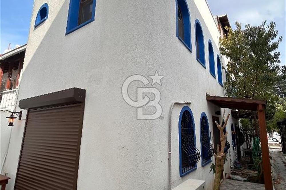 Bodrum Turgutreis Marinaya 100 m Dubleks Bahçeli Müstakil Ev