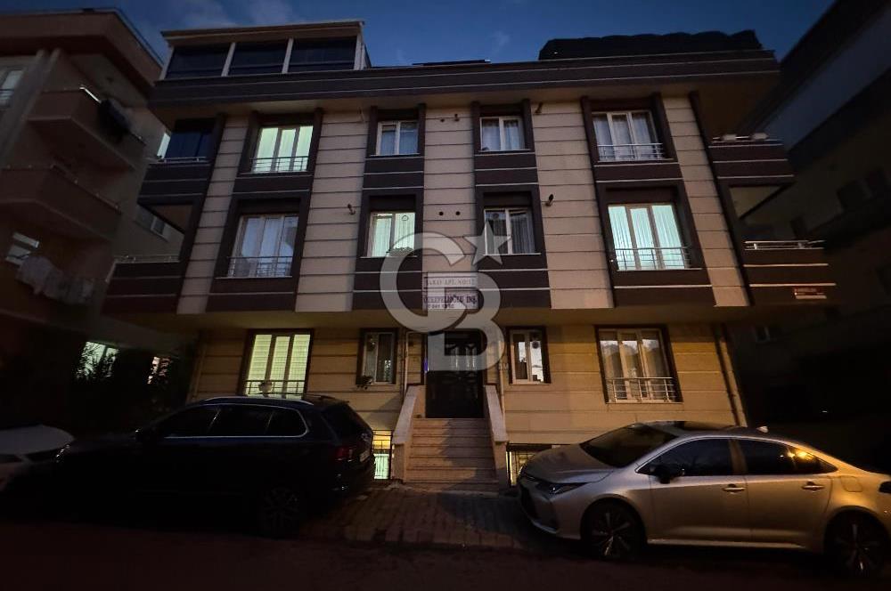 Çekmeköy Mehmet Akif Mah 2 + 1 Bahçe Kullanımlı Satılık Daire