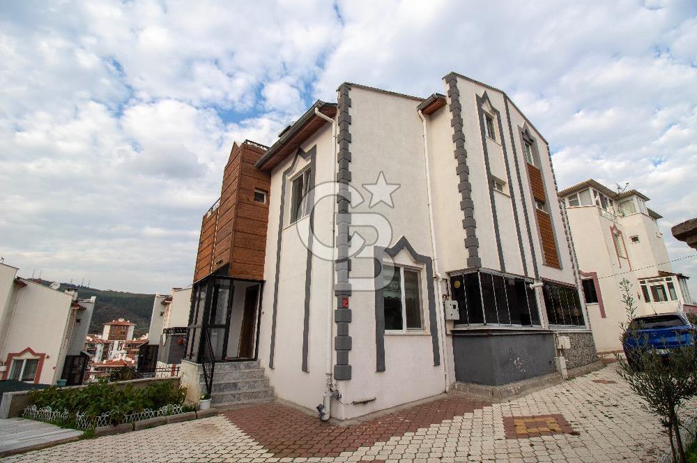 Kuvayı Milliye’ de SATILIK 5+2 240 metre² triplex