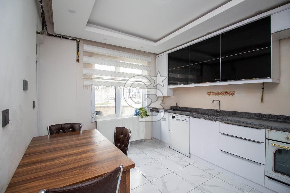 Kuvayı Milliye’ de SATILIK 5+2 240 metre² triplex