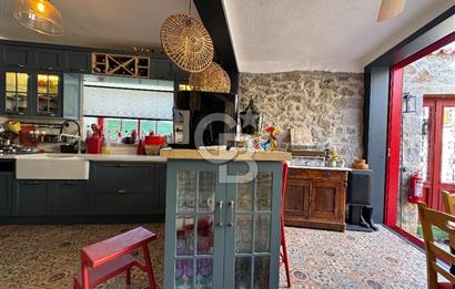 ÇANAKKALE AYVACIK SÖĞÜTLÜ KÖYÜ SATILIK TAŞ EV BUTİK OTEL