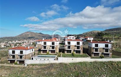 GÖKÇEADA MERKEZ ÇINARLI ELİA PARK EVLERİNDE SATILIK VİLLALAR