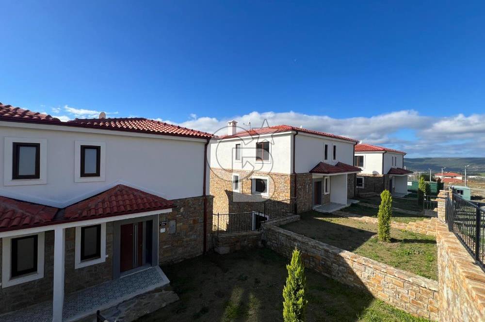 GÖKÇEADA MERKEZ ÇINARLI ELİA PARK EVLERİNDE SATILIK VİLLALAR