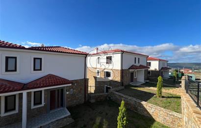 GÖKÇEADA MERKEZ ÇINARLI ELİA PARK EVLERİNDE SATILIK VİLLALAR
