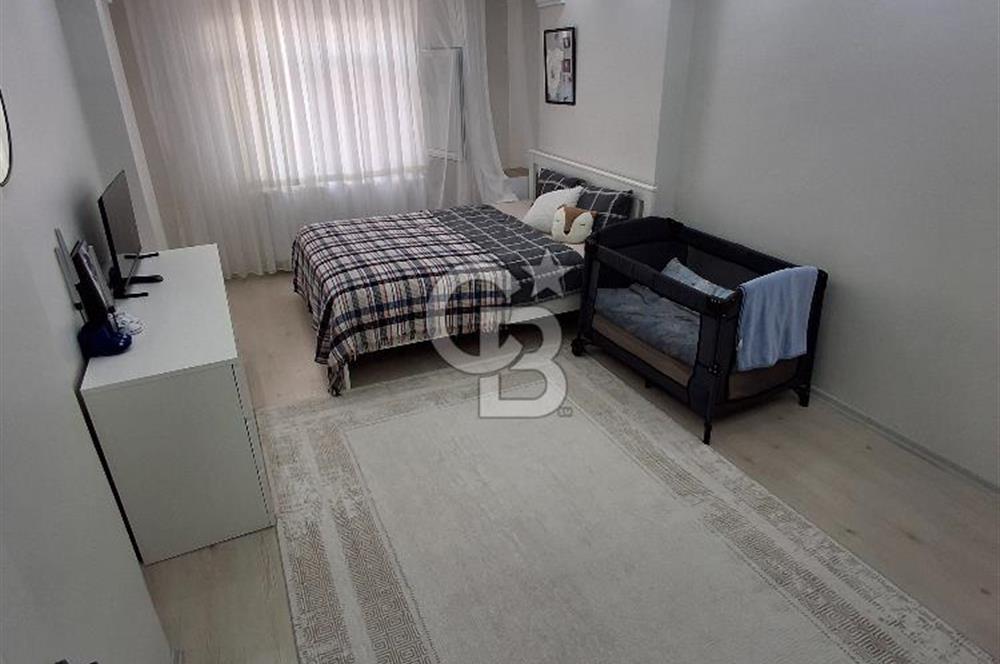 ÇEKMEKÖY ÇAMLIK'TA SATILIK GENİŞ 3+1 DAİRE