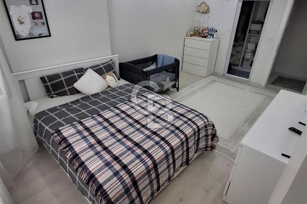 ÇEKMEKÖY ÇAMLIK'TA SATILIK GENİŞ 3+1 DAİRE