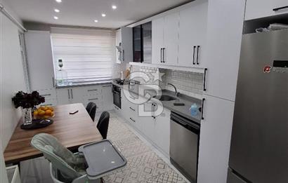 ÇEKMEKÖY ÇAMLIK'TA SATILIK GENİŞ 3+1 DAİRE