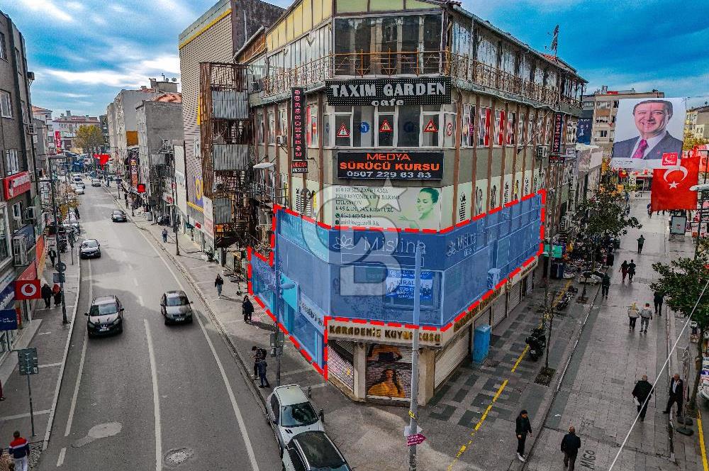 Sefaköy Satılık 500m2 Dükkan Tabela Reklam Değeri Yüksek Konumda